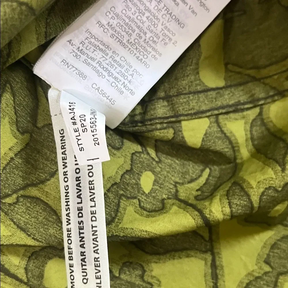 J Crew Reimagined Camo Flower Olive Green Women’s Button Down Yellow Small NW